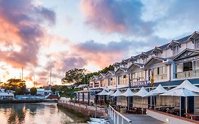 Simon'S Town Quayside Hotel